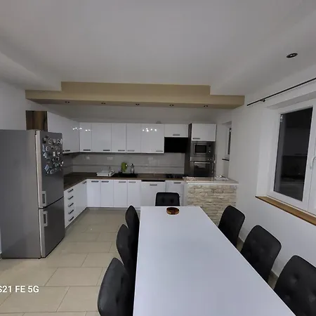 Villa Marta Mala Cista